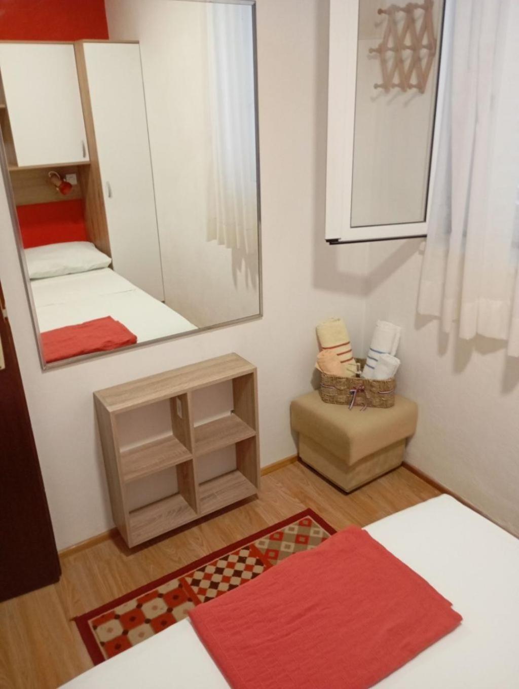 Apartments Ivo - 20M From The Sea Račišće Exterior foto