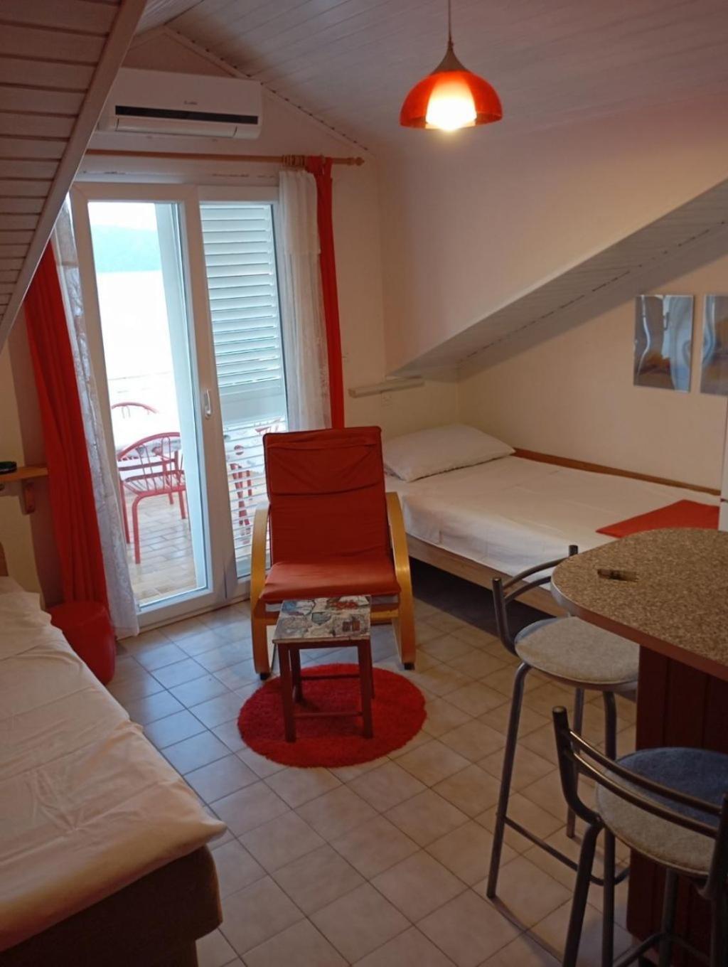 Apartments Ivo - 20M From The Sea Račišće Exterior foto